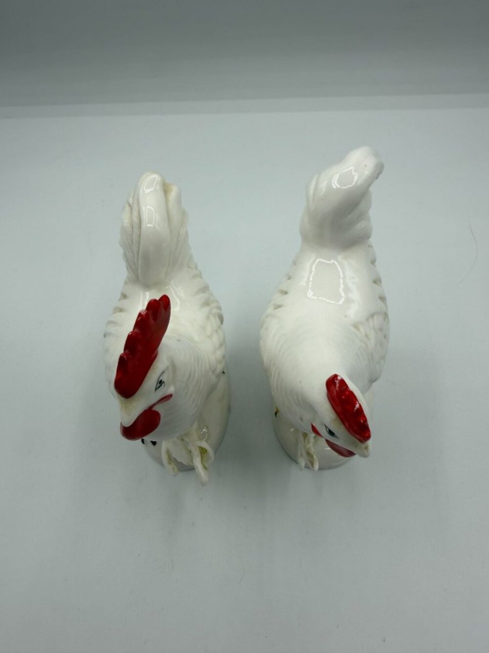 Lefton 2196 Set of 2 Vtg White Rooster Chickens Figurines Farmhouse Decor - Picture 7 of 9